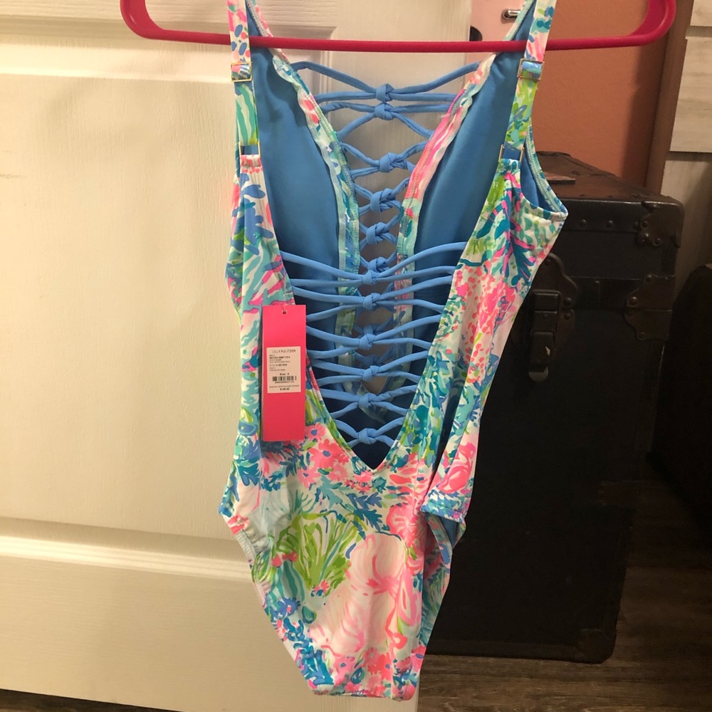 NWT Lilly Pulitzer Isle Lattice One-Piece Size 0 - Picture 2 of 4
